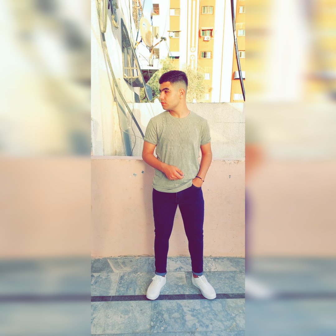 AhmadEs14263240's tweet photo. انا قرش انا قرش انا قرش انا سمكةةة 🎶😂♥️ https://t.co/ucVXWGdiNB