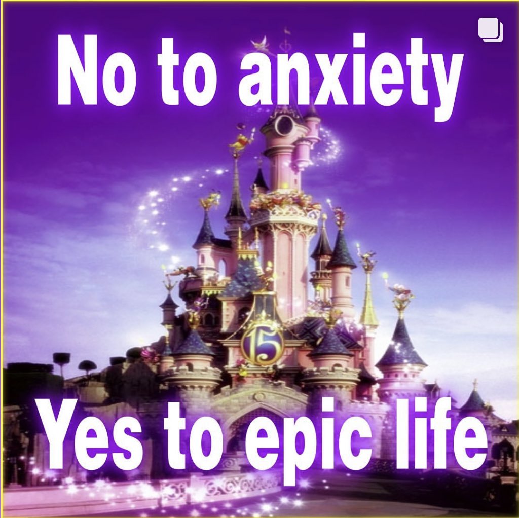 laylaboe's tweet photo. no to anxiety, yes to epic life <3333 https://t.co/d3ersicZ0N