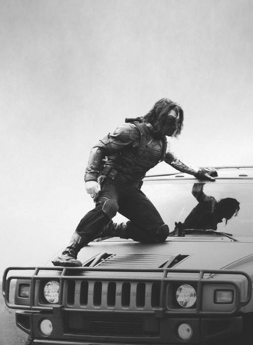 Iarsonfav's tweet photo. 🏆 melhores trajes da marvel 🏆

🏅 • 3: Soldado Invernal/Bucky Barnes (17,3% — 1597 votos) https://t.co/uIzsGr1aRm