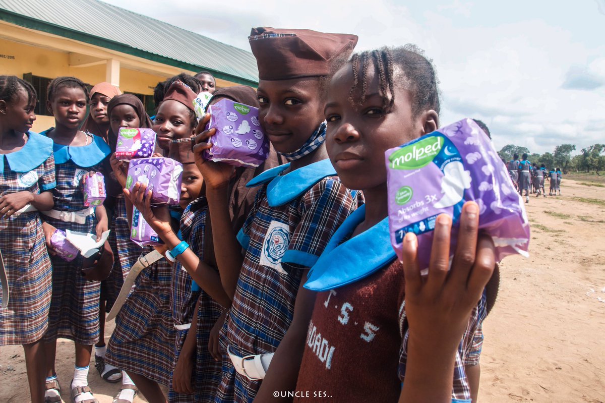 theonlysesmo's tweet photo. About today. World Menstrual Health Day. One girl, one pad 
#CommunityService #uncleSES https://t.co/O0PyRUITWD