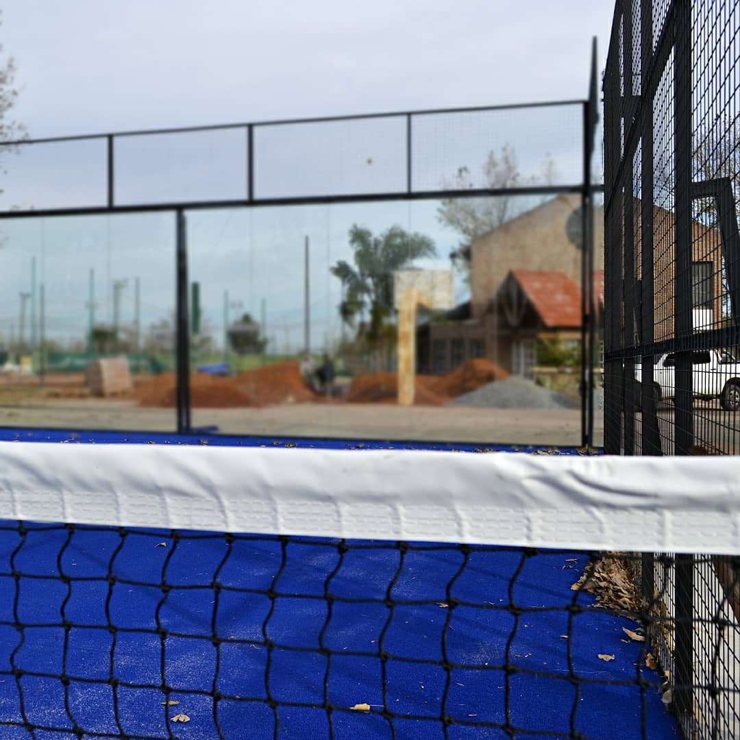 club_sanisidro's tweet photo. NUEVAS OBRAS

Desde la semana pasada, los socios y sanfrancisqueños pueden disfrutar de una nueva cancha de padel💪🎾
.
.
Nos llena de orgullo saber que seguimos creciendo y mejorando nuestras instalaciones 🙌
.
.
¡Los esperamos la semana que viene! https://t.co/Mgcs8yhboV