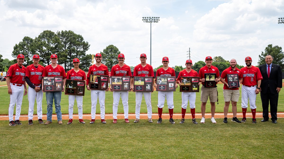 THANK YOU, seniors.

Your leadership and impact on our program is immeasurable and we cannot thank you enough.