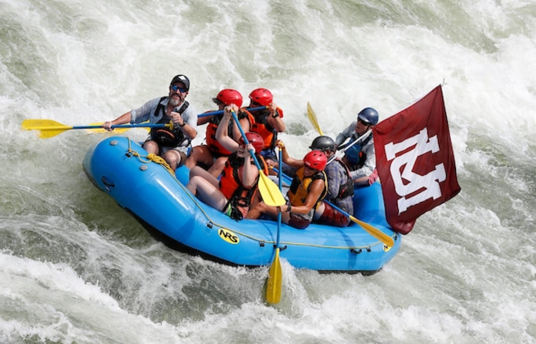 Summer is in full swing! For those of you still interested in getting ahead this summer, the second 3-week session starts this Tuesday, June 1. We hope that you all have a fun and safe long weekend. #universityofmontana #studentsuccess #upgradeyoursummer #thinksummer #umsummer