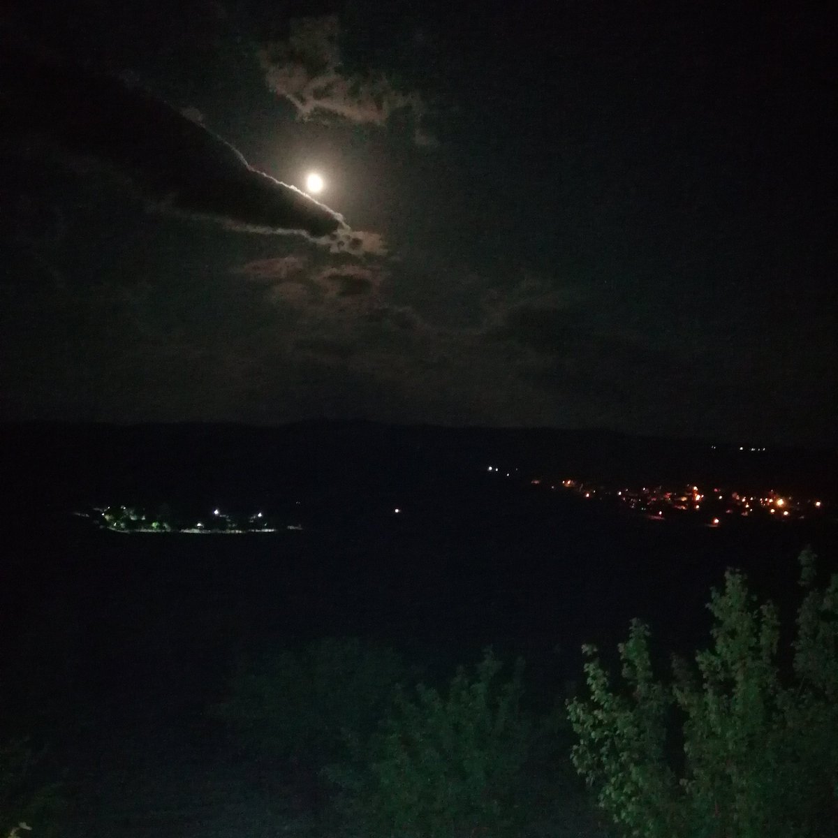 Güzel görünen insanları değil,
Gönlü güzel insanları sevin.

#beynam
#doğafotoğrafları
#türkiye 🇹🇷🇹🇷🇹🇷