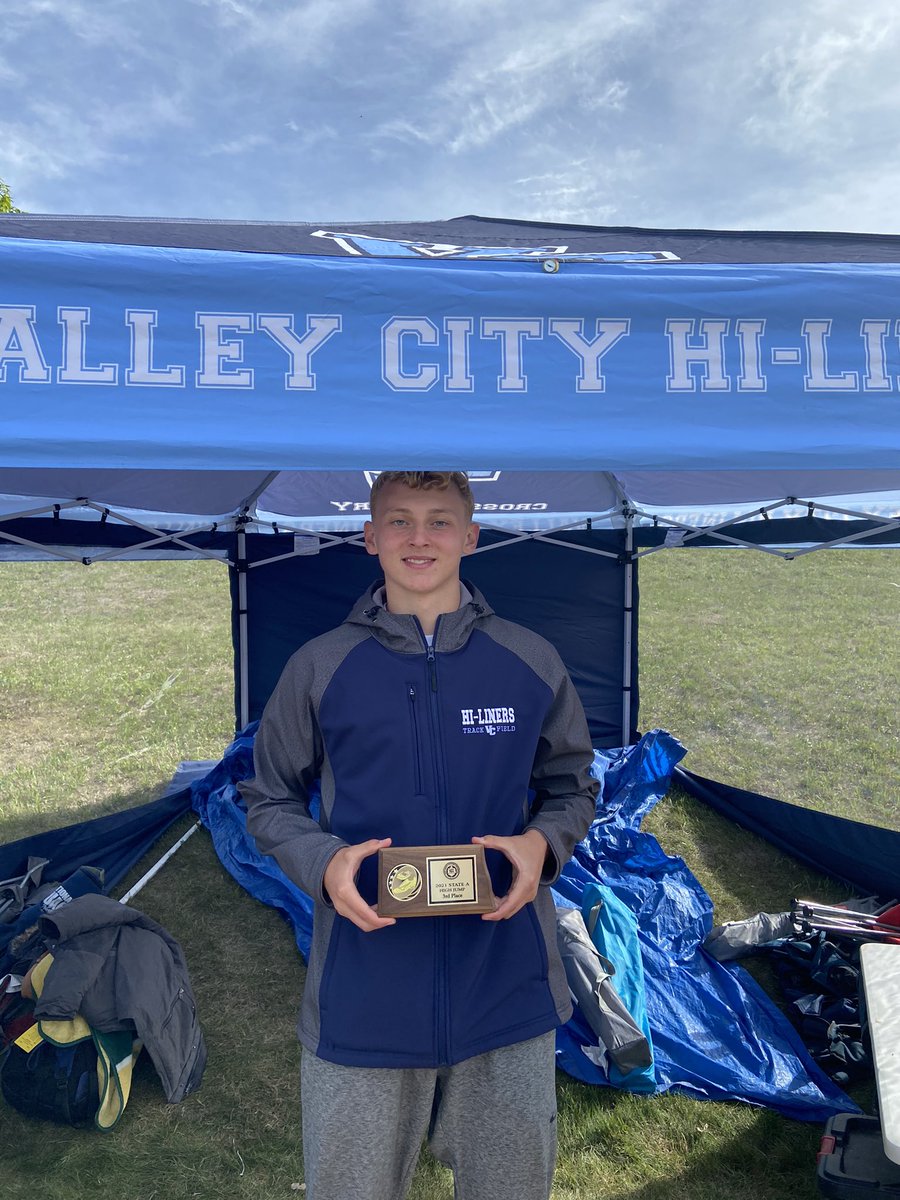 VC Track&Field (@vctrack_field) on Twitter photo ⭐️STATE PLACER 2021⭐️
Peyton Zaun places 3rd in the High Jump with a new Personal Record of 6’4”.
<a href="/HiLiners/">Hi-Liner Activities</a> <a href="/HiLinerBooster/">VC Hi-Liner Boosters</a> ⭐️STATE PLACER 2021⭐️
Peyton Zaun places 3rd in the High Jump with a new Personal Record of 6’4”.
<a href="/HiLiners/">Hi-Liner Activities</a> <a href="/HiLinerBooster/">VC Hi-Liner Boosters</a>