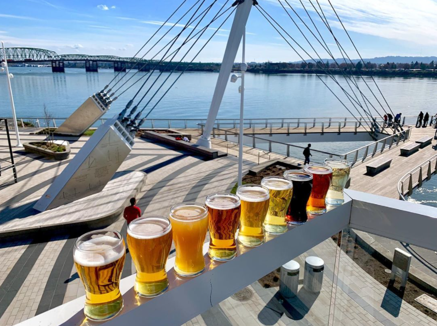 Vancouver_USA's tweet photo. Now that’s a line-up! Cue beautiful #MemorialDayWeekend weather, and soak it in on @BarlowsPublic House’s second-story patio. 🍻

#DiscoverVanUSA #VancouverWA #VanWAterfront #Brewcouver https://t.co/wCxyuTBJT6