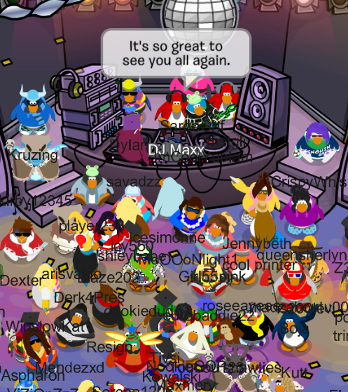 New DJ Maxx background for the Graduation Party, had a lot of fun hanging out 🎵 <a href="/CPRewritten/">Club Penguin Rewritten</a>