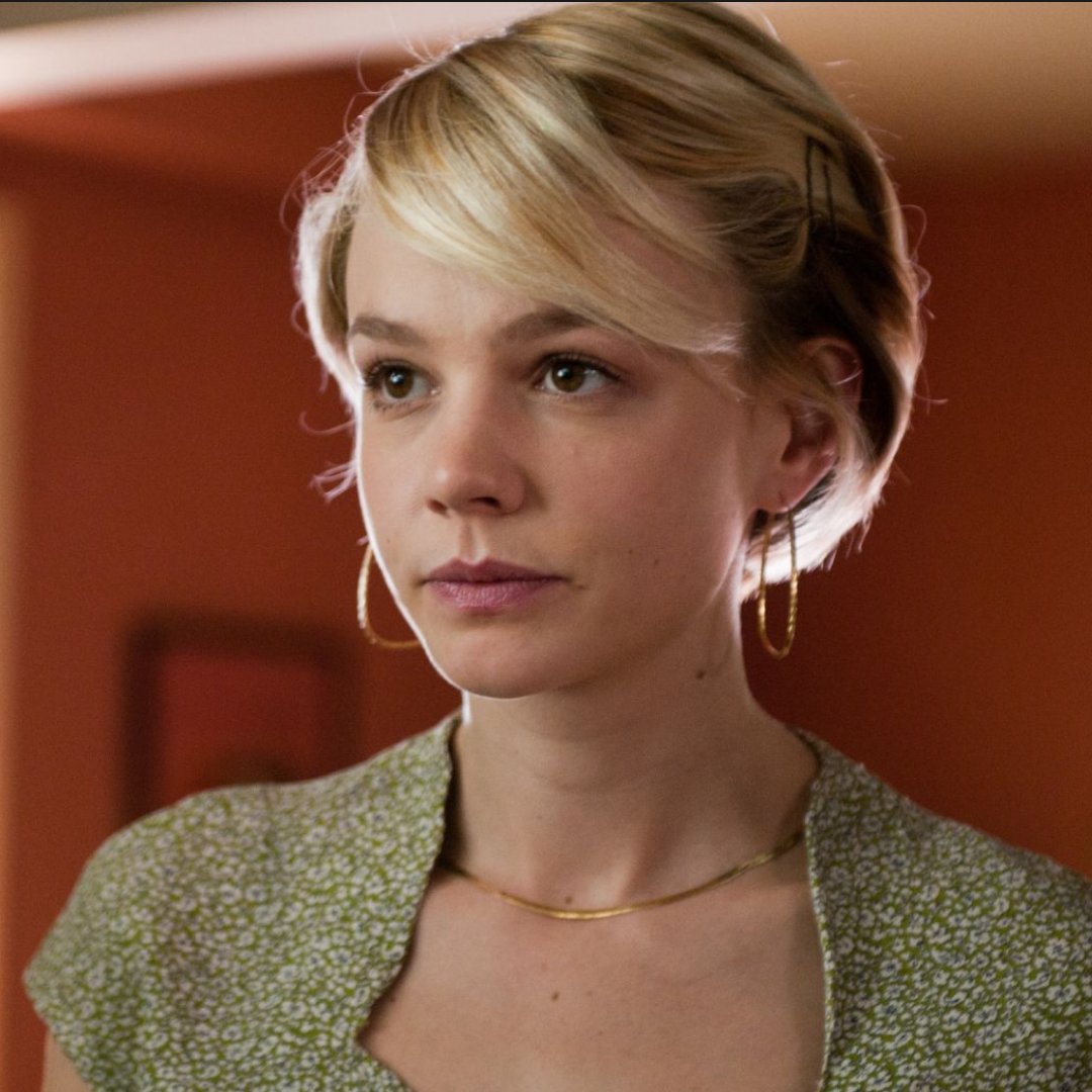 Happy Birthday, Carey Mulligan!

We are obsessed with these photos of the actor in Drive! ( 