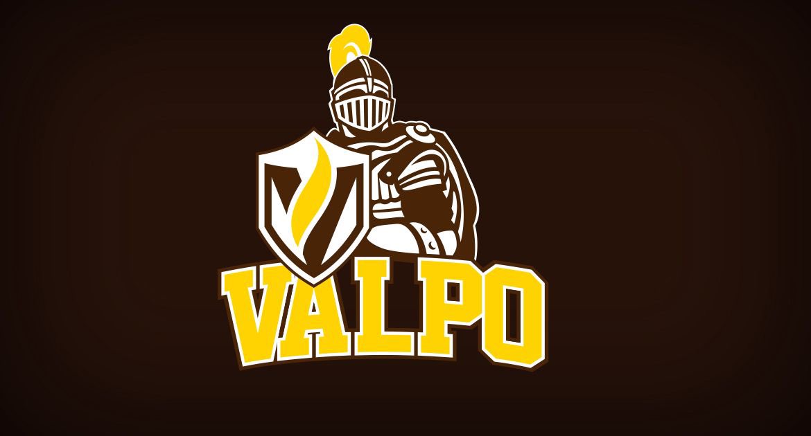 TyThornton23's tweet photo. Very blessed to earn my 2nd D1 football offer from Valparaiso University! @valpoufootball @CoachBDoc https://t.co/efZXZxGcD6