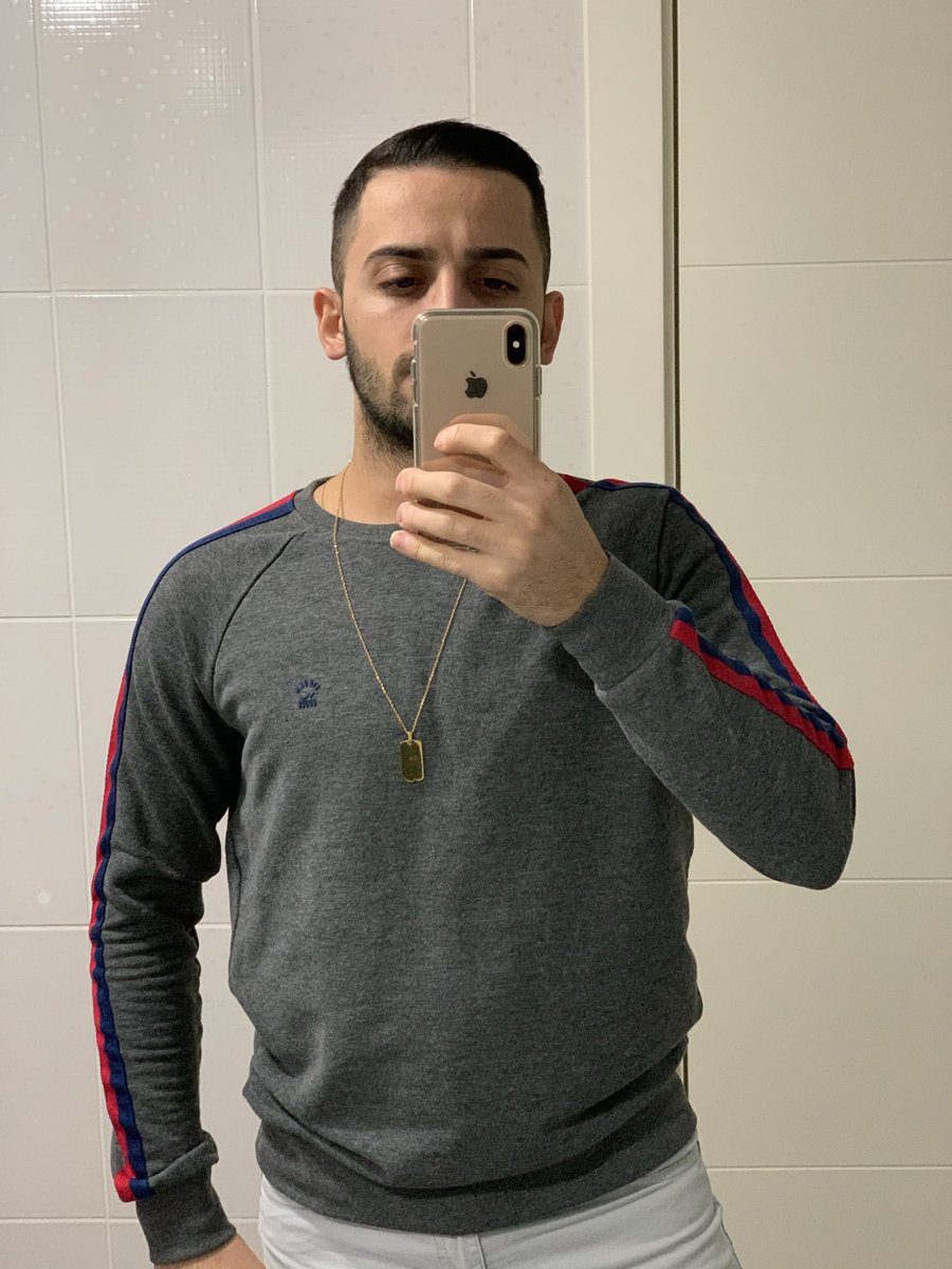✌🏼