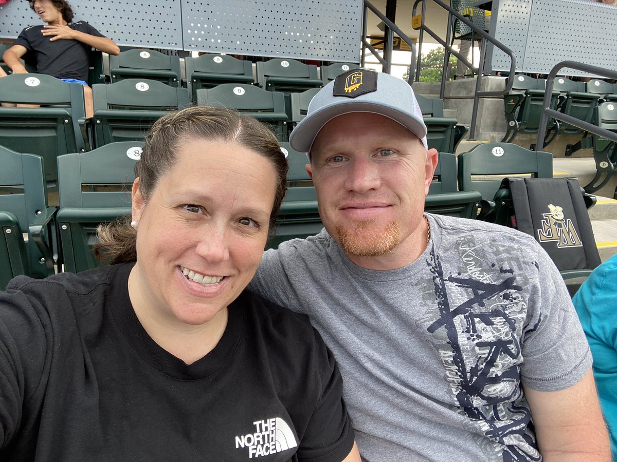 Date night #gohoneyhunters