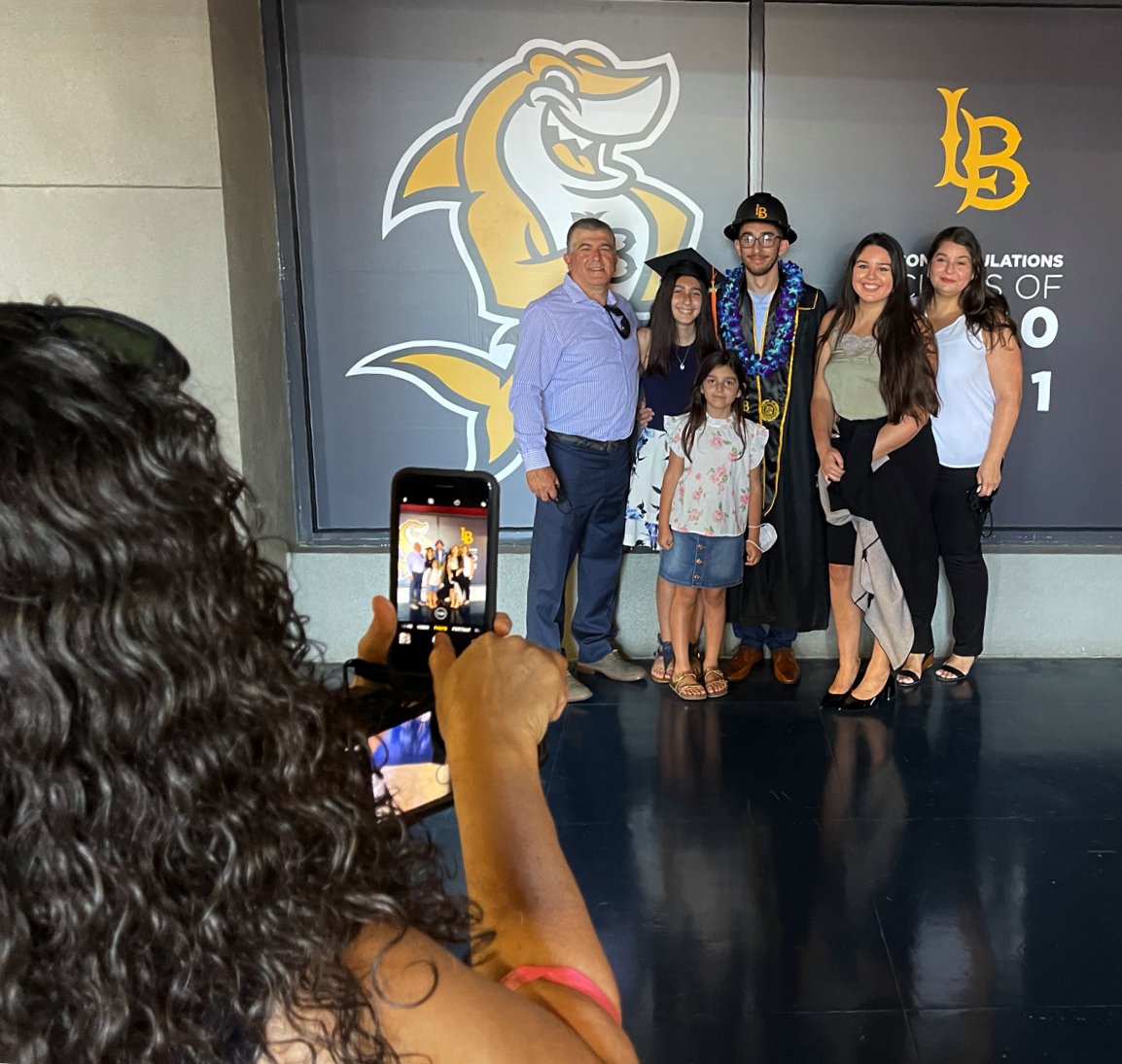 PresConoley's tweet image. A great start: The first of our Commencement ceremonies took place this morning, as @CSULB&apos;s College of Engineering celebrated its graduating classes of 2020 and 2021 at Angel Stadium In Anaheim. Congratulations and welcome to the family of Beach Alumni. #GoBeach!