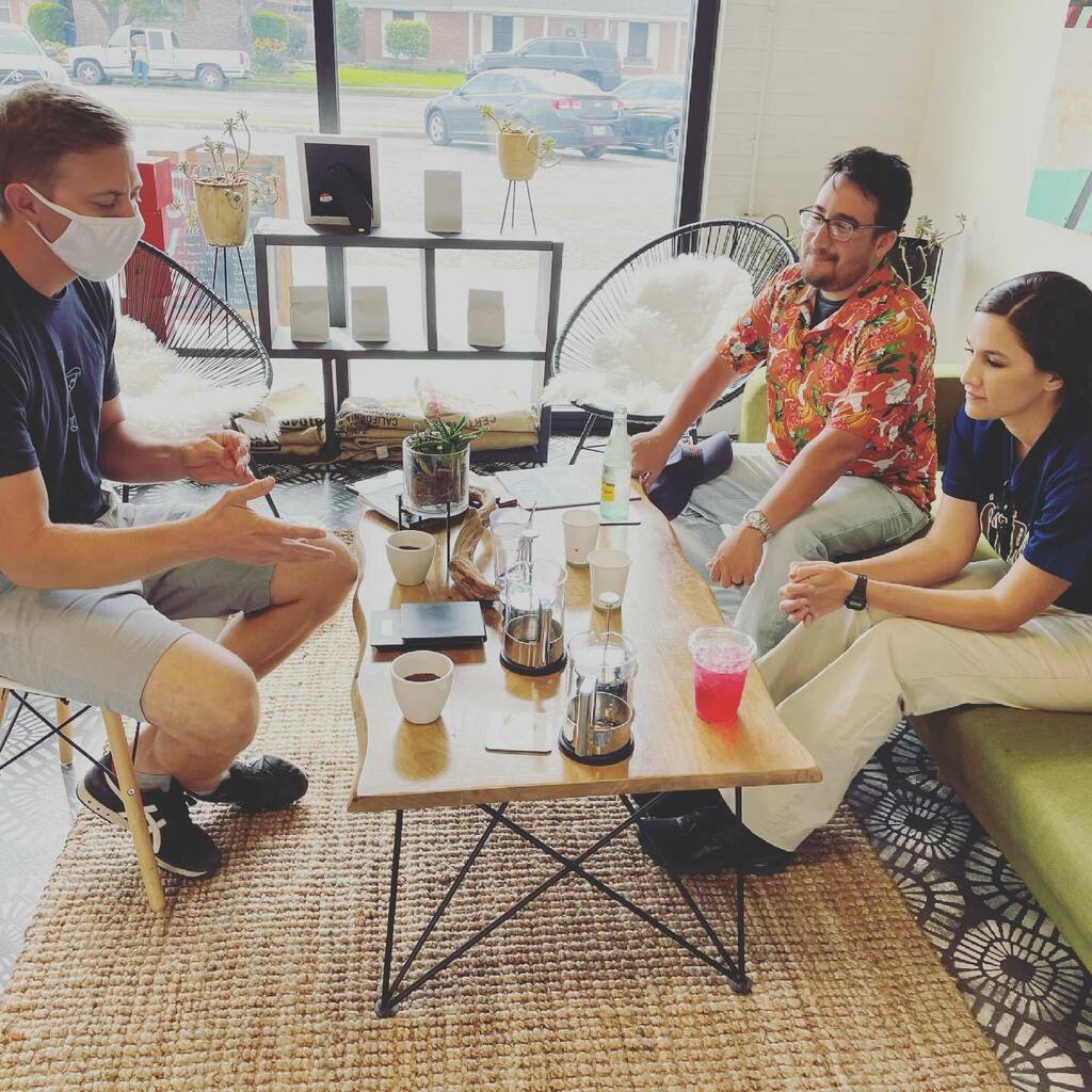 dwcoffeeco's tweet photo. Having a blast walking yโall through the steps of manually brewing at home each month! Aeropress class coming in June. Bookmark this post for an update on the date/time โ๐ผ#manualbrew #brewclass #complimentary #coffeeeducation #coffeeclass #tastingroom https://t.co/btTbi8R6ER