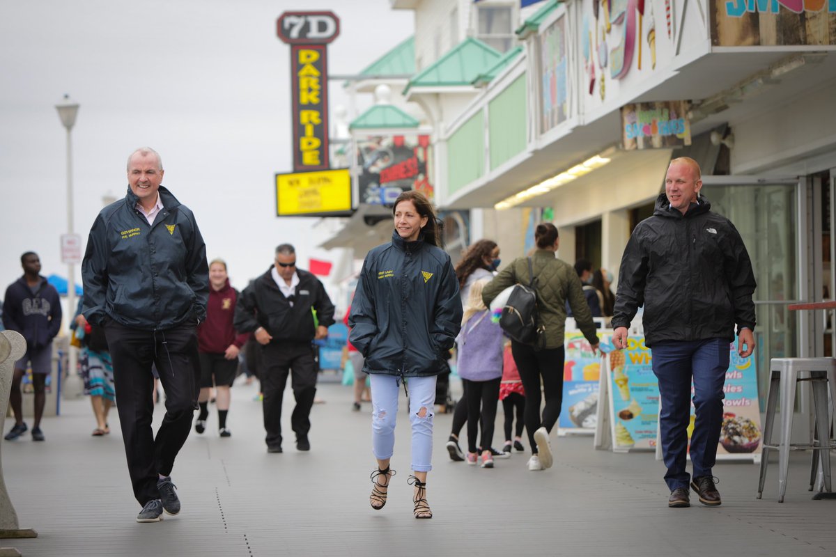 GovMurphy's tweet photo. Nothing says MDW quite like a day at the iconic Jenkinson’s Boardwalk in Point Pleasant! #OperationJerseySummer @FirstLadyNJ https://t.co/q36wVclVYZ