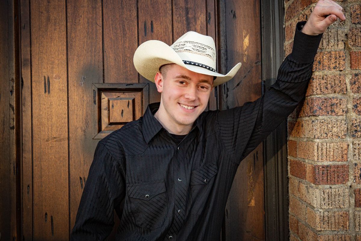 creative_catch's tweet image. 8 hours left for 75% off sessions! ✨ Book NOW. Shoot LATER. - mailchi.mp/cd49faaf145c/7…