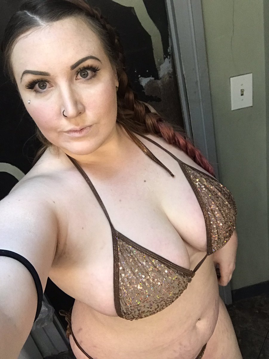 SerenityJade8's tweet photo. Hey guys! I’ll be at cafe risque in Micanopy, Fl tonight and tomorrow between 11pm and 4am 👋🏻🤪 see u there https://t.co/4lmPGOWniU