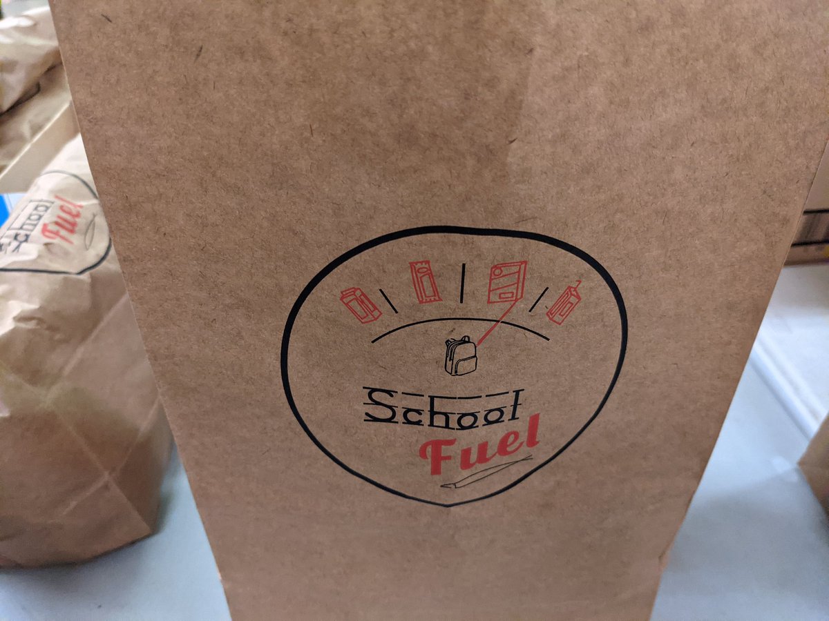 Uberpigg's tweet photo. School Fuel celebrates our #SMCISDgrad -uates!!! We're so proud of you! https://t.co/85m1sLpdzY