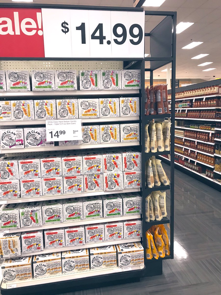 Christy_Dani's tweet photo. Red, white and Blue....this is #holidaydomination looks like in G192! #ThisIsTinley https://t.co/ENqoJq2juB