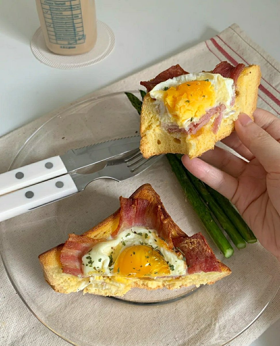 JohnCam53's tweet photo. 今日小確幸 培根窩蛋厚吐司🍞 https://t.co/vlrwctfsWi