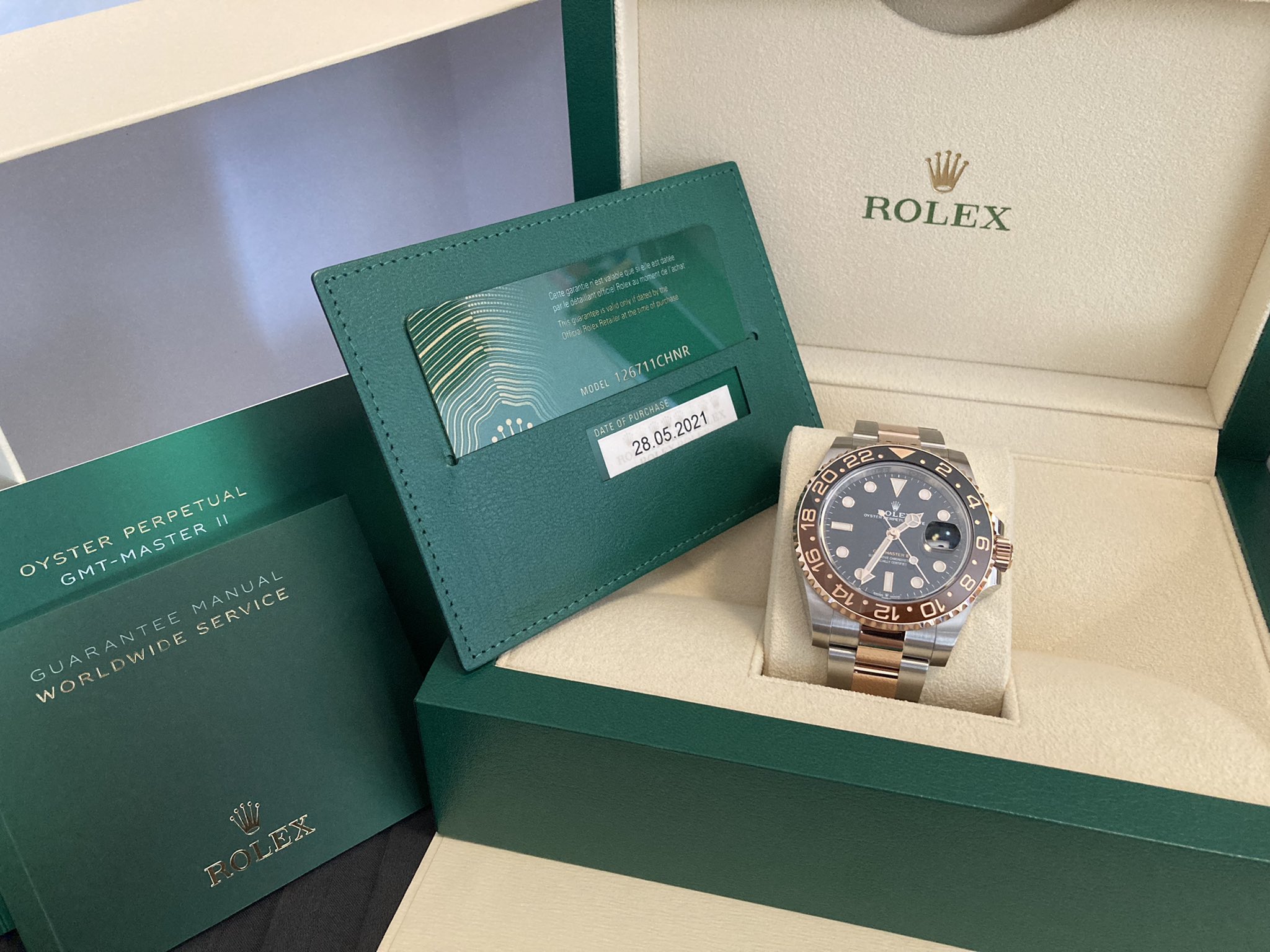 Gmt青黒を追いかけて 茶黒買えました Gmt Twitter