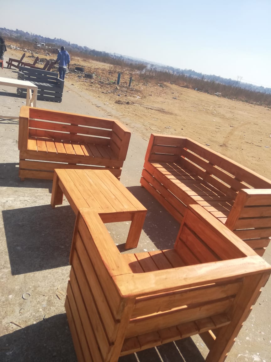 PaballoDeej's tweet photo. Please retweet my customers may be on your timeline 
Patio sets for sale
Call/whatsapp:0814947452 
Located at Boksburg 
Prices on my pinned tweet 
#DJSBU https://t.co/2QviIIwdCF