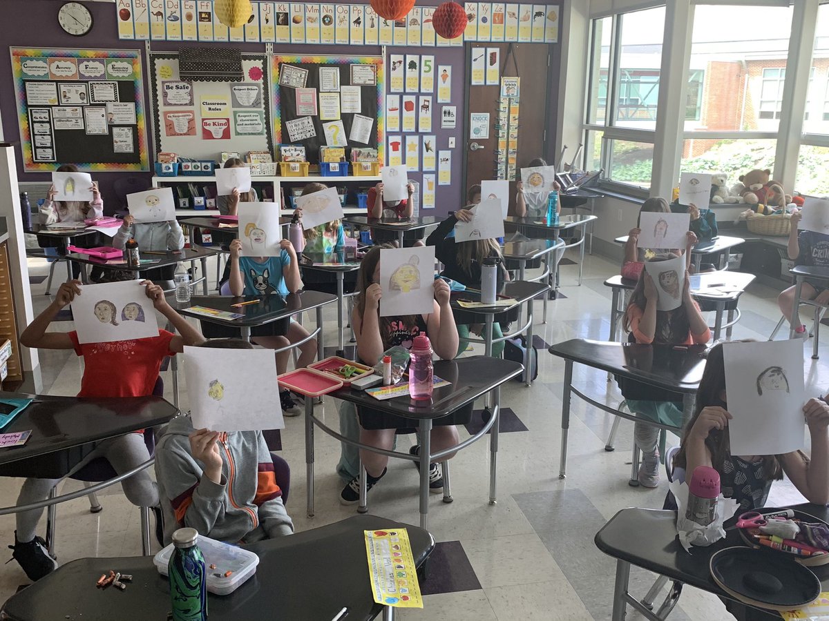 NancyCastle321's tweet photo. Wonderful virtual assembly today all the way from South Korea! Our self portraits were beautiful! Thank you @WilleenaB @steveglaize @YangsookChoi https://t.co/PPEiq2Sjo5