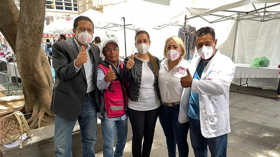 DrMachad1's tweet photo. Orgulloso de ser parte del #PartidoELIGE, un partido nuevo con ganas de transformar la #CDMX, con propuestas sólidas y gente capacitada y preocupada por el bienestar de los ciudadanos porque somos gente como tú, harta de los gobiernos corruptos de siempre. https://t.co/YQ2igVF6J5