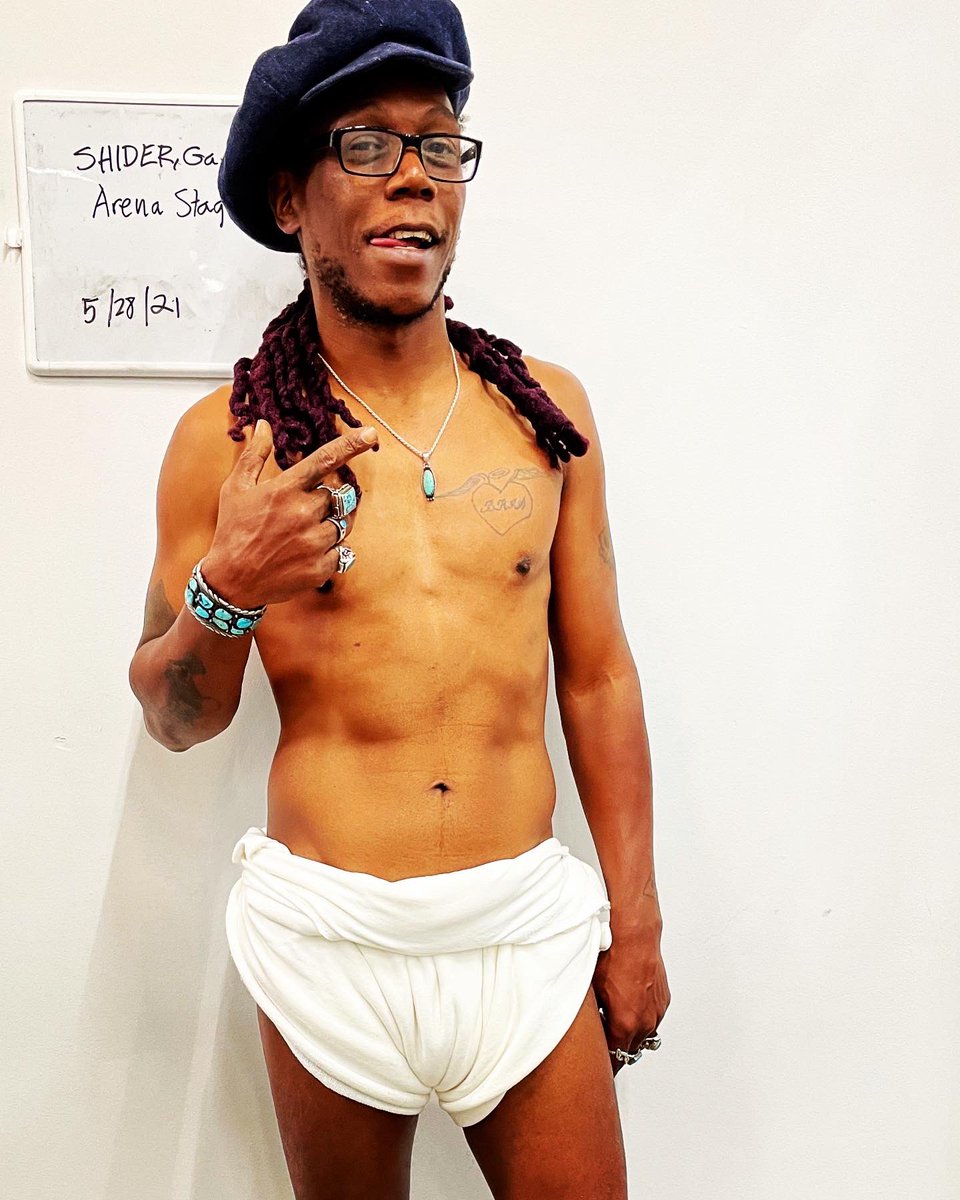 starchildjr78's tweet photo. I AM my father’s child!! 🤘🏾👽🤘🏾
.....
#garryshider #spinninggold #diaper #diaperman #parliamentfunkadelic #funkadelic #forever #lookalike #garrettshider #starchildjr #likefatherlikeson #retro https://t.co/IdrEpJWI6B
