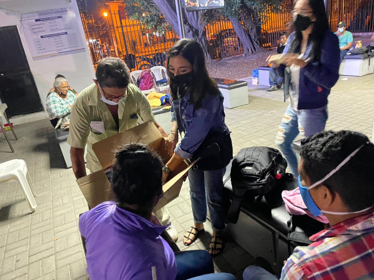 Gracias a <a href="/McDonalds_Ecu/">McDonald's Ecuador</a> pudimos entregar alimento a las familias del albergue del Teodoro Maldonado.
#KahreOrg #ElPoderDeAyudar