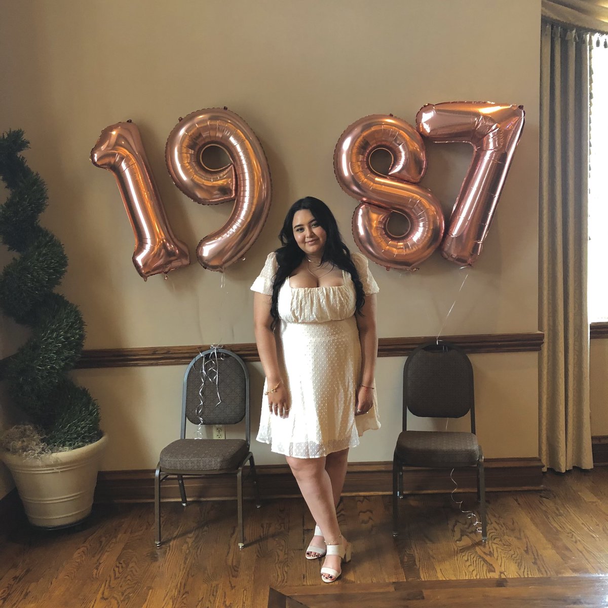 oukdchi's tweet photo. Meet the Legendary Alpha Lambda Class✨
🐧Stephanie “Liliah” Jimenez-Lira
Big: Elizabeth “Lehlani” Saldivar
Major: Public Health, Pre-Medicine
#WhyKDChi: “They continuously encouraged and pushed me through the many moments in which I needed it the most.💞💓
#KDChi #OuaOua https://t.co/G2RCLHnbvc