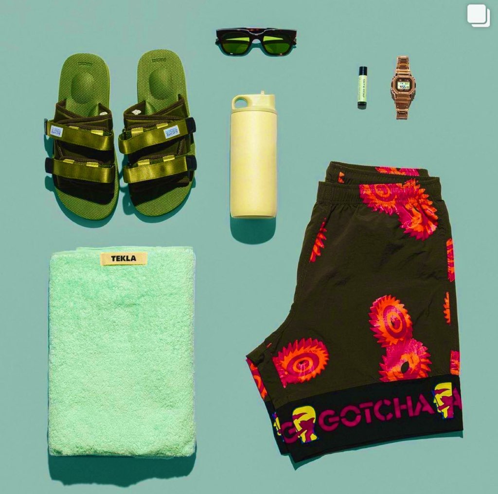 Lovechiclifesty's tweet photo. Ready for summer from mint to gold 🍃🔱
#hbx #fashion #suicoke #retrosuperfuture #BrainDead #telka #saltandstone #maharishi #Burberry https://t.co/37wJ8d7Vt0