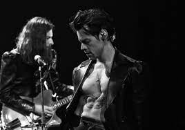 daniela29489544's tweet photo. UN RT=UN VOTO

-tres colores
-tres canciones

I vote for #HarryStyles as #100MostHandsomeMen2021 for #TBworld2021 https://t.co/uCPDtSpAAK