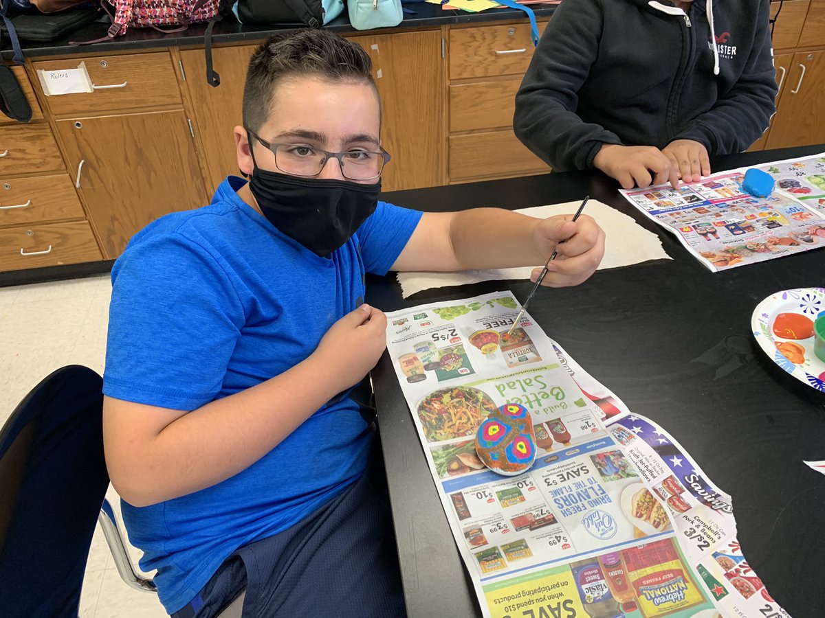 Our gardeners got a break from gardening today and got to express themselves creatively by painting rocks to place in the garden. Special thanks to @adonroeART for supplying us with some paint and brushes. You “ROCK”! <a href="/MarzillierL/">Marzillier's Math Lab</a> <a href="/HowittMS/">HMS Dalers</a> <a href="/nativehabitat1/">HMS Garden</a> @DrMcGill519 <a href="/hmspta/">HMS PTA</a>