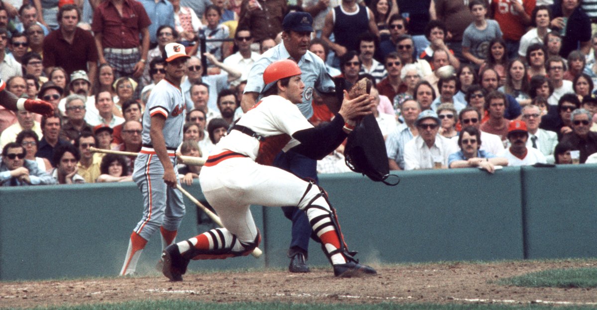 PolyesterUnis's tweet photo. Yeah, this is a great shot of #Pudge, the AL umpire, and the @Orioles batboy. But check out the spectators and tell me which @RedSox fan is your favorite... https://t.co/lG7hitEU8O
