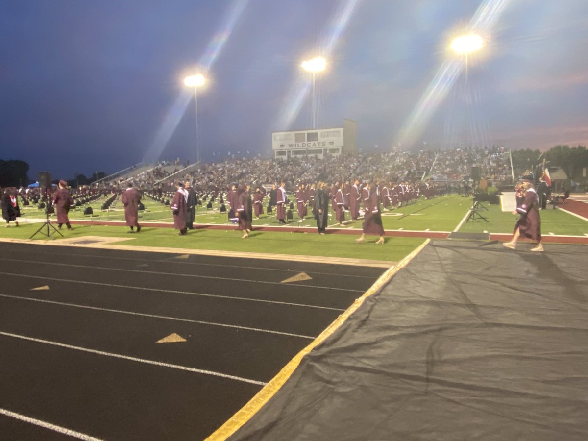 It’s happening!! 
#WHSClassof2021