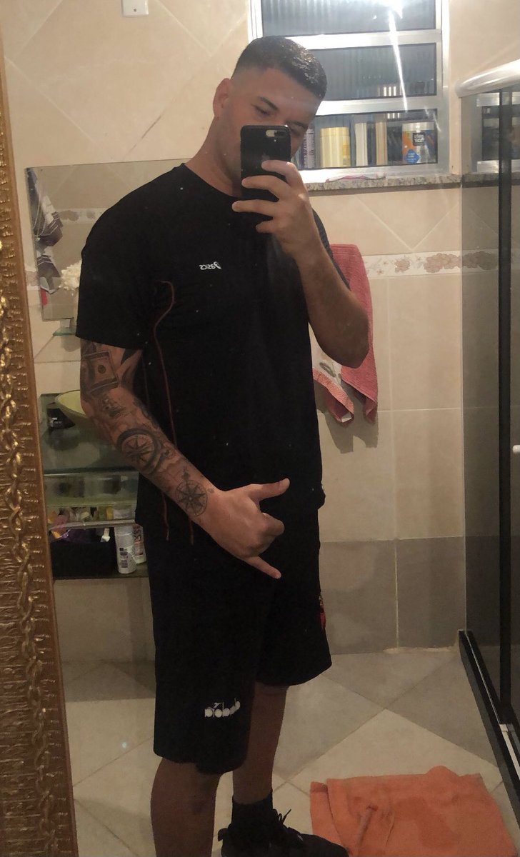 adricrvg's tweet image. Sigo em paz. 🕊️🙏
#FOCOTOTAL💪🏼🏃🏻‍♂️