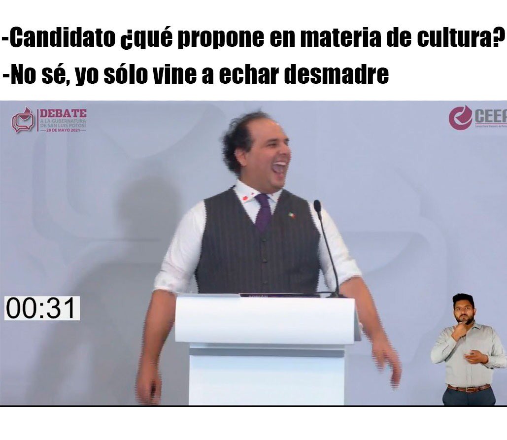 emily_santino's tweet photo. La voz de la justicia el #Esper #DebateSLP #DebatesCEEPAC https://t.co/lT0h9DEqBk