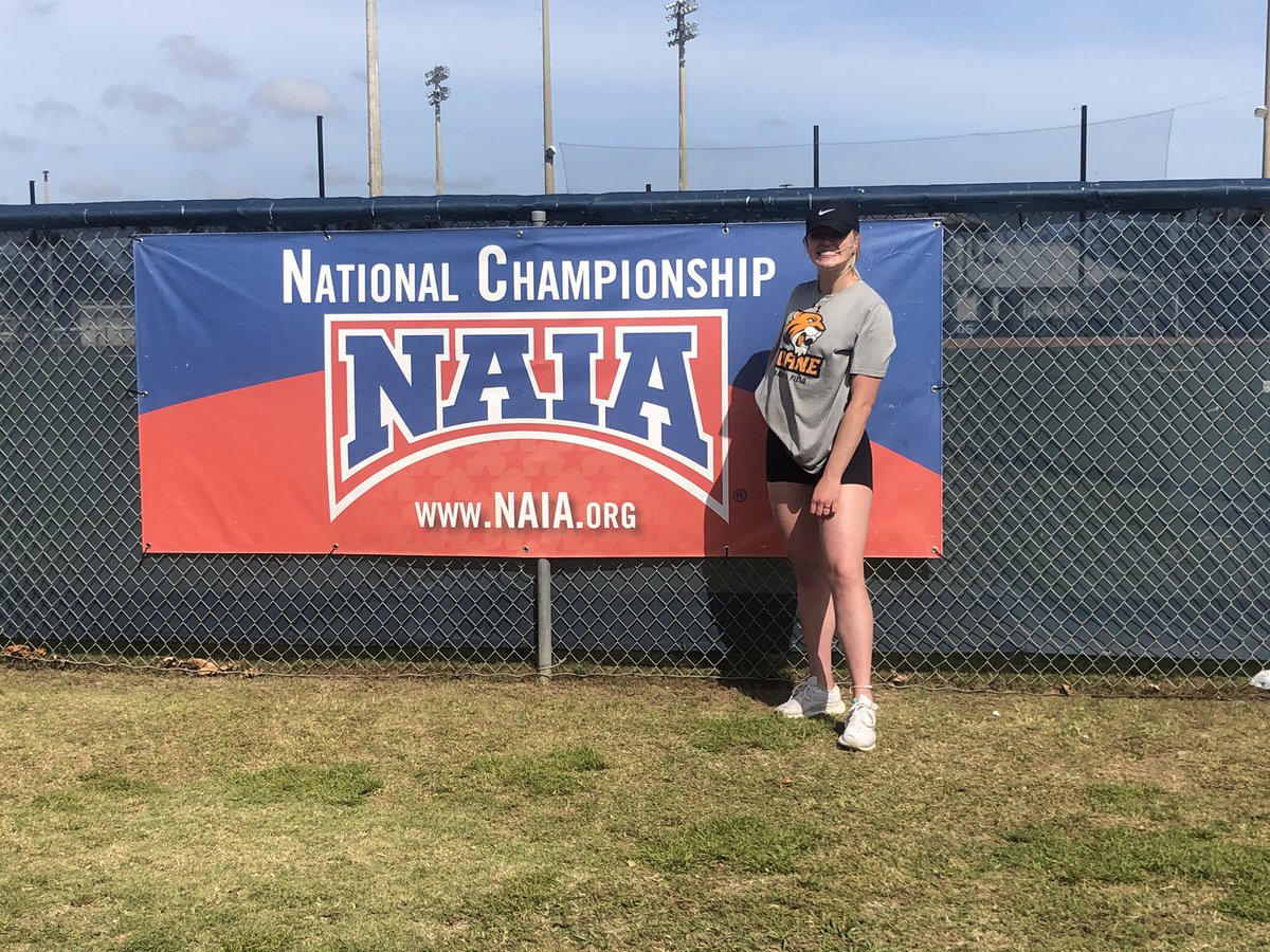 momajulz's tweet photo. Great National Championship meet @allisonskala!  #2timeAllAmerican #3top10finishes https://t.co/IoTfrNJSAl