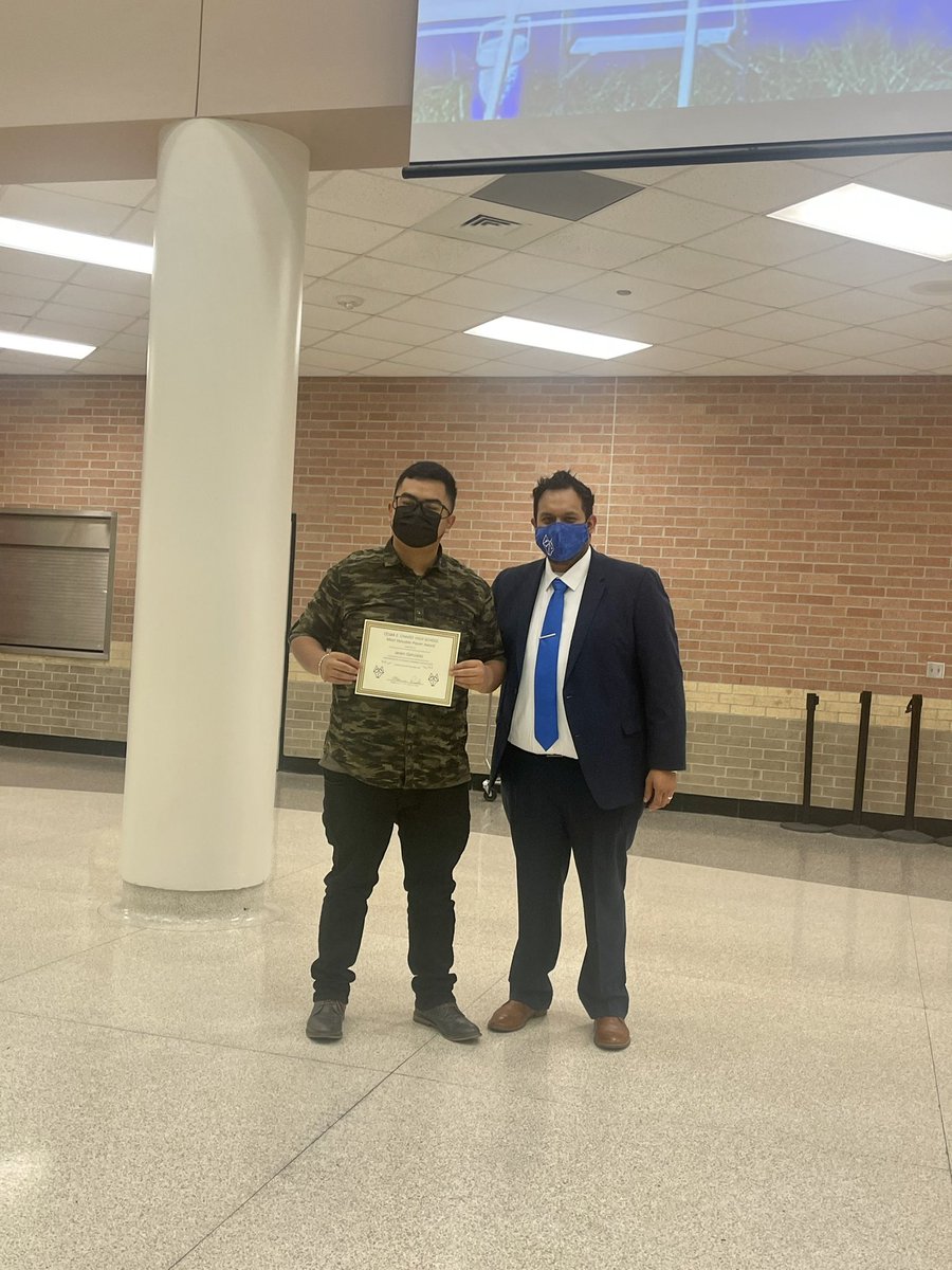 educatorsimpact's tweet photo. Honored to attend our @ChavezLoboBand Spring “Band”quet!! Thank you for always representing @ChavezHS_HISD with excellence!! https://t.co/YIBA3yHLHV