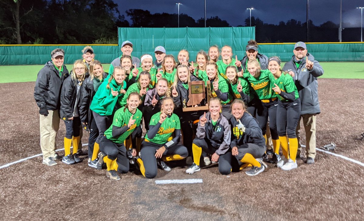 nridgeathletics's tweet photo. Congratulations to the Northridge Raiders for winning the Sectional Championship!! 🔰🥎🏆 https://t.co/0NZVwfKfTz