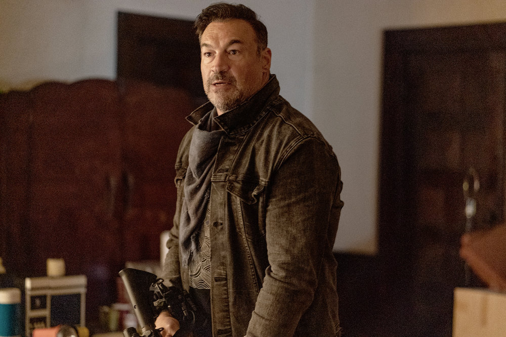WormholeRiders's tweet photo. @Monaper29 @DarkoneOfDamned @fairyvamp76 @SalyerSteve @kurtzellner @JCheonGarcia @NicoleMunoz94 @Philo1000 @MckeeveMichelle @kezzafiske61 @LeMyrn @SYFYVanHelsing @SYFY @iamkellyoverton @CHeyerdahl @alekspaun @RukiyaBernard @RowlandPidlubny @J_L_Walker @VHshowrunner @twotees68 @StarFly_Holly @thetigressqueen @vanhelsingwrite @ArcticGoddess1 @AmazonValkyrie0 @FabledDamned @ScarfeJonathan @trutriciahelfer @HeatherDoerksen @carolinecave @LuviaPetersen @wanetastorms @whatsupkimani @AliLiebert Noooooooooo #Helsingers! Nooooooo!๐ข
Not our beloved Julius @alekspaun ๐ข
#RIPJulius? in #VanHelsing ๐ข https://t.co/b5n0y3Cpz4