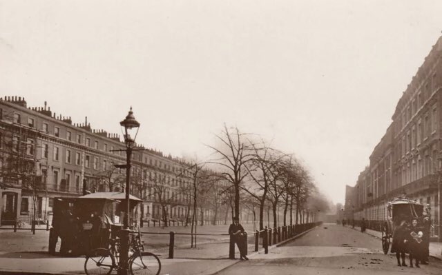 Royal Avenue, Chelsea. 1910. Royal Avenue &amp; Burton's Court were designed  in the 1690s by William III as part of a proposed carriage way linking the Hospital with Kensington Palace. It was enclosed by a hedge &amp; small white fence; once known as White Stile Walk.