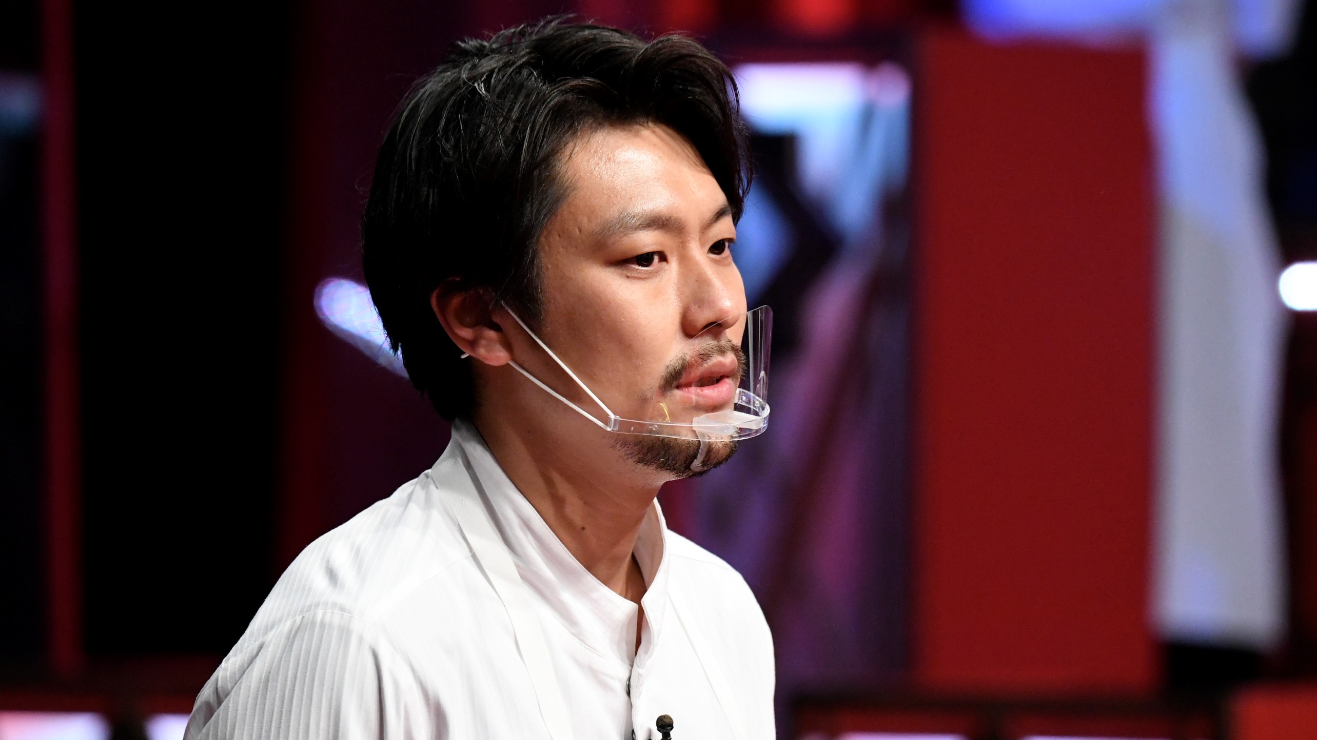 Dragon Chef 21 公式 地元北海道の食材をこよなく愛する 個性派フレンチシェフ 下國伸 フランスの一つ星レストランで腕を磨き 現在は北海道のミシュラン一つ星 コートドール札幌 で腕を振るう 料理も魅力的だが 発言も魅力的なシェフ ドラゴン