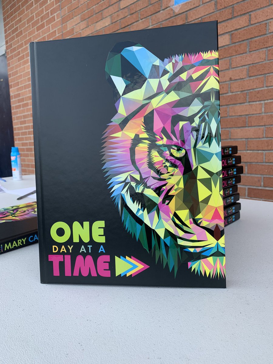 AnchorChs's tweet photo. So excited to pass out yearbooks to our Tigers today! If you missed it, you may pick them up Tuesday during lunch and from the front office after that. https://t.co/cGPe1UxDzr