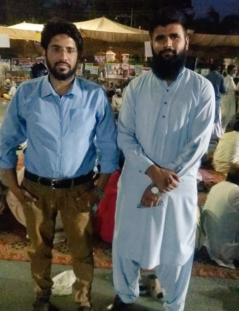 FarooqAslmSial's tweet photo. جناب بزدار صاحب صرف ٹویٹ سے بات نہیں بنے گی، ٪25 DRA کا نوٹیفیکیشن جاری کرو

#NotificationforDRA
#regularisessesaeos 

@UsmanAKBuzdar 
@RajaBasharatLAW 
@IrumBukhari_ 
@Dr_FirdousPTI 
@HashimJBakht https://t.co/GAeXW1ibKt