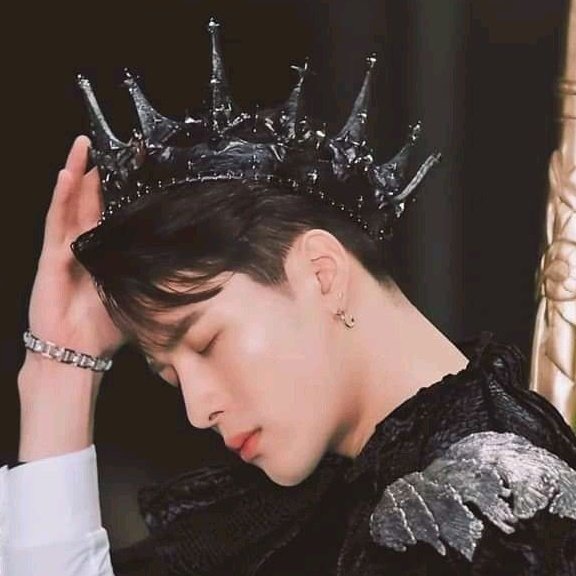 yibospace's tweet photo. Double Wang 👑👑 (Jackson and Yibo) same concept pics - A Thread
#JacksonWang #WangYibo #2Wang https://t.co/zQ6mpdqPpO