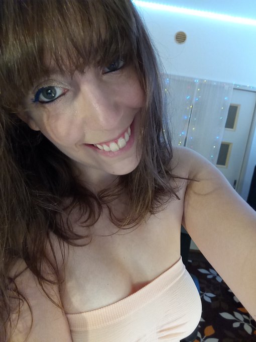 Live @chaturbate! https://t.co/ISes9Guc1q   #chaturbate  #pornhub  #cammodel  #camgirl  #alternativecammodel<a class="tags" href="/tag/chaturbate">@chaturbate</a><a href="/tag/chaturbate"class="tags">#chaturbate</a><a href="/tag/pornhub"class="tags"><span>#pornhub</span></a><a href="/tag/cammodel"class="tags"><span>#cammodel</span></a><a href="/tag/camgirl"class="tags"><span>#camgirl</span></a><a href="/tag/alternativecammo"class="tags"><span>#alternativecammo</span></a>