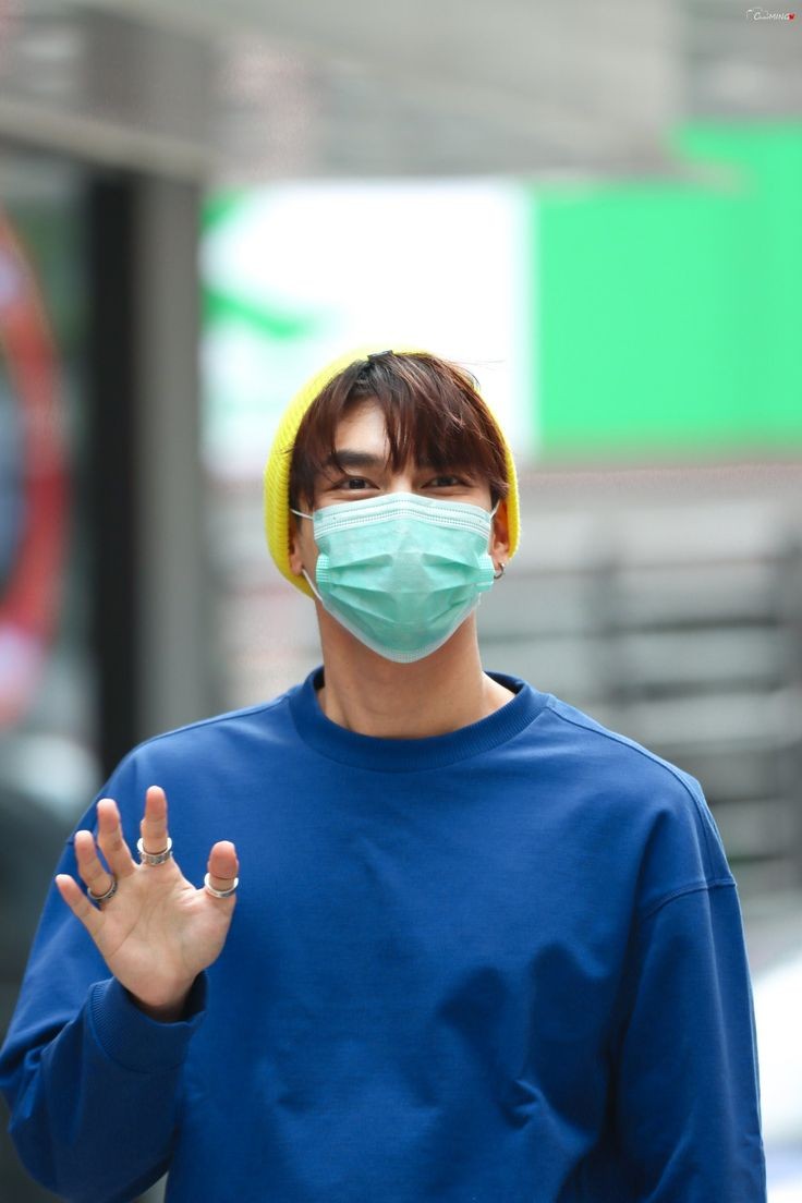 UtaraMusic's tweet photo. ️️

 ️️
#𝐔𝐓𝐀𝐑𝐀_Staff:   

(29/05/2021) Denawa Utara spotted at LOVE PLAYLIST (@LOVEPLAYLlST) as a guest star. Don't forget to watch his performance! See you guys✨💗

ㅡ at ORCHID FOREST, Lembang, Bandung.

#DenawaUtara 
#LOVEPLAYLIST 

 ️️ https://t.co/MhLPUdTegZ