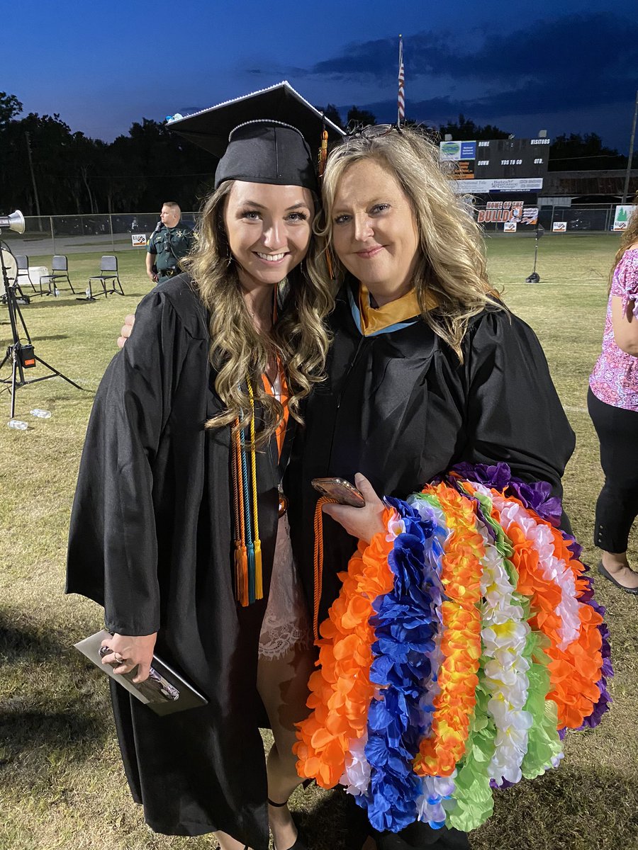 Love these kids! Congratulations! I can’t wait to see what’s next for each of you! 🧡🖤🧡🖤#Classof2021