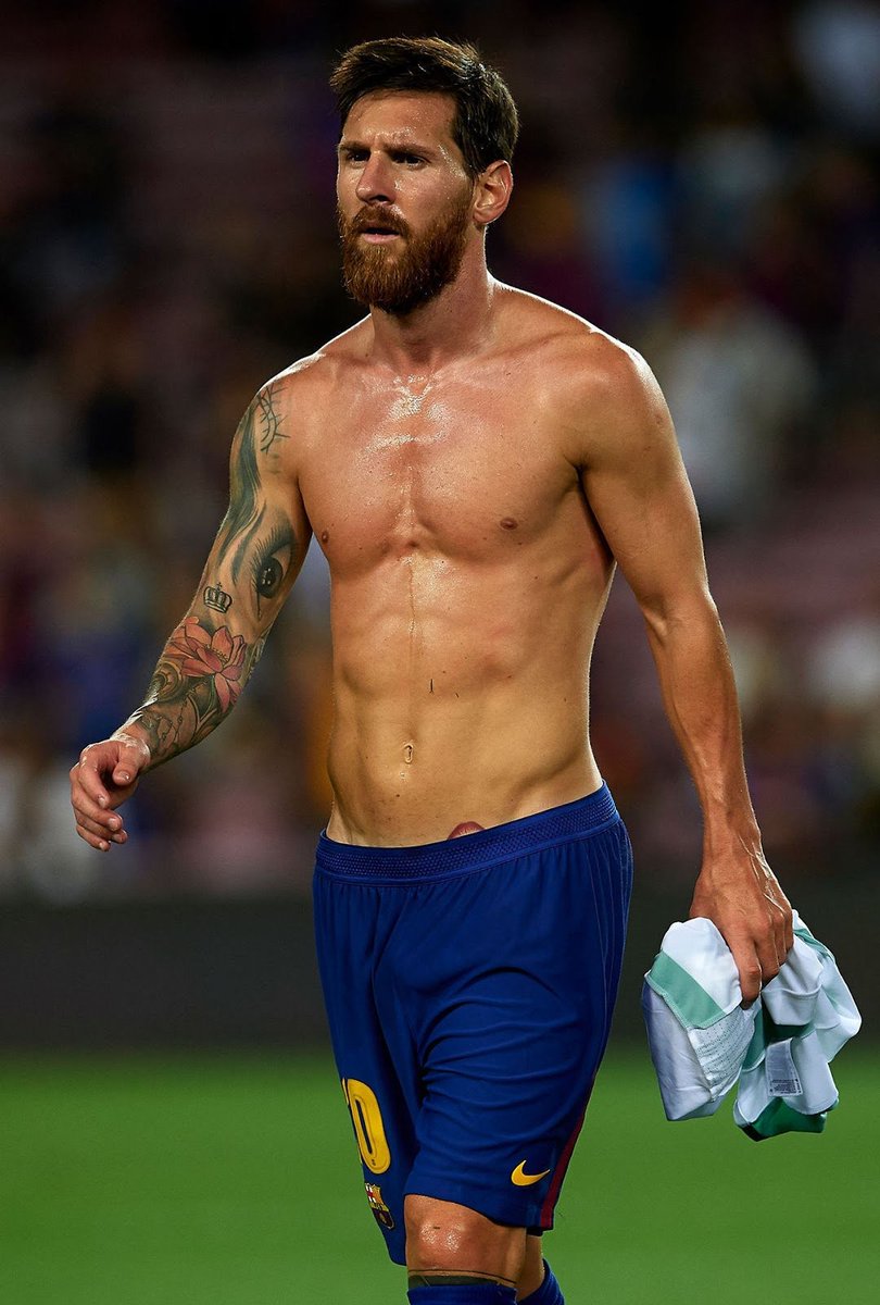 Lionel Messi bulge.